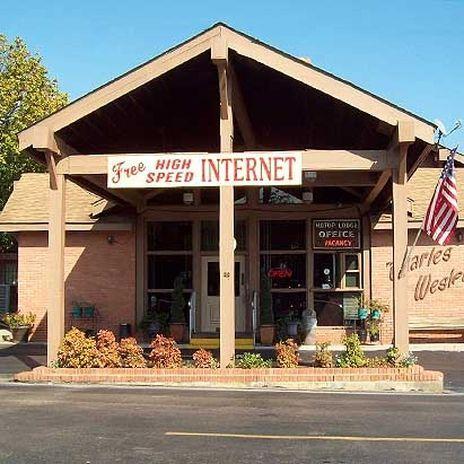 Charles Wesley Motor Lodge Downtown Broken Bow- Hochatown Dış mekan fotoğraf